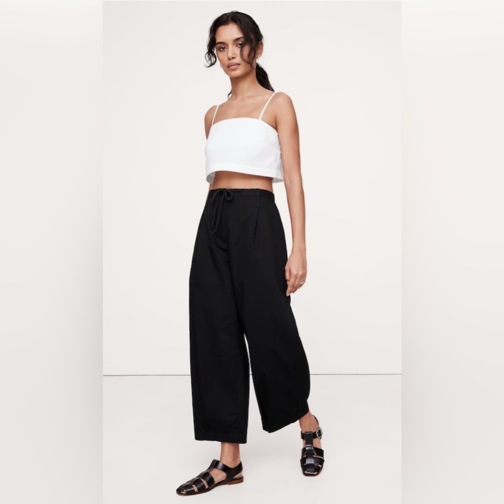 BANANA REPUBLIC HIGH-RISE PLEATED COTTON POPLIN CROPPED PANT - Picture 5 of 10